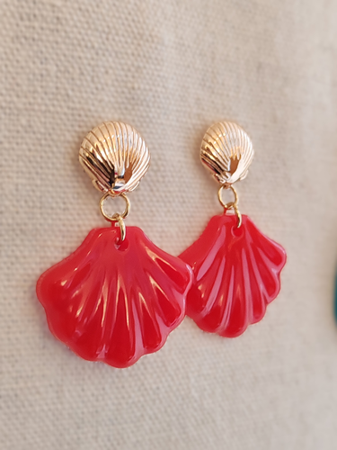 Resin Earrings Helmi Gold Shell Red