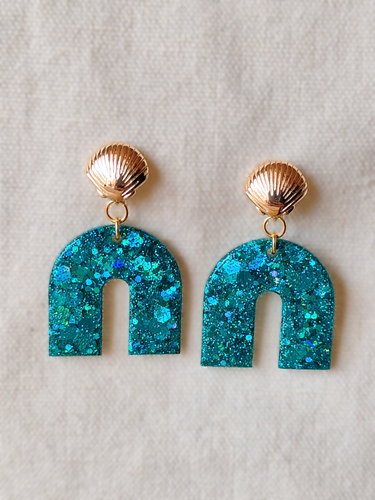 Boucles d'oreilles en résine Hevosen-Kenkä Or Coquillage Turquoise Paillette hexagonale